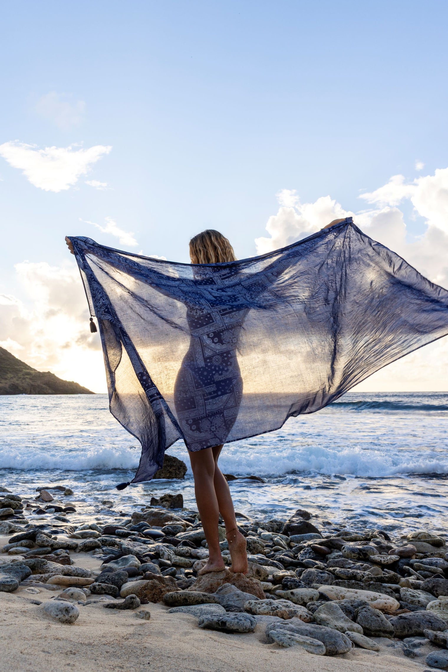 Cotton Saline Pareo Navy Bandana