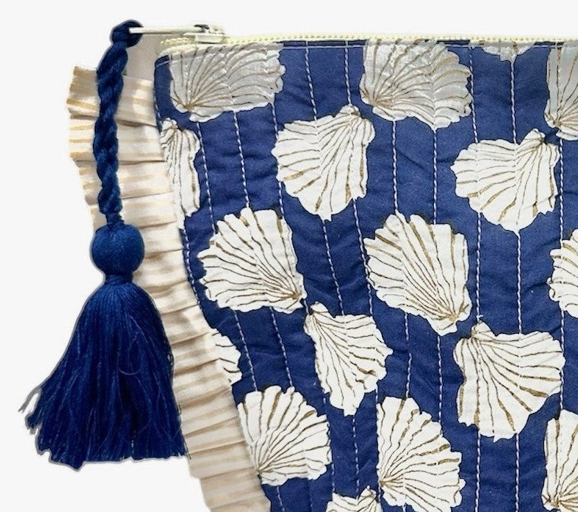 La Plage Ruffle Pouch Shell Beach Navy